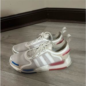 Size 10  been worn in good shape